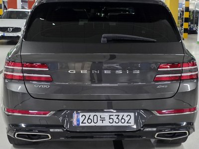 صورة 5 لـ 2023 Genesis GV80