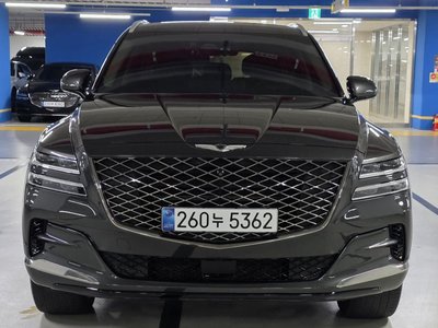 صورة 1 لـ 2023 Genesis GV80