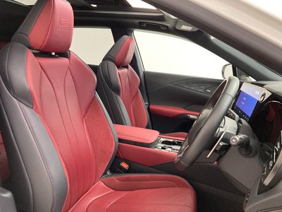 صورة مصغرة 30 لـ 2024 Lexus RX