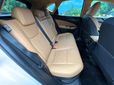 2023 Lexus NX photo 9