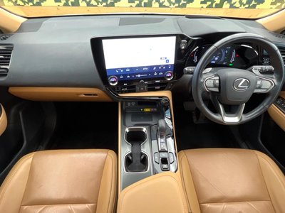 2023 Lexus NX photo 2