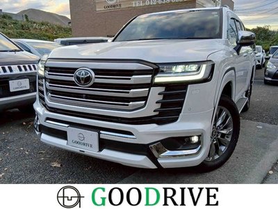 TOYOTA LAND CRUISER 300