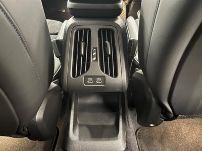 2025 BMW X2 缩略图 48