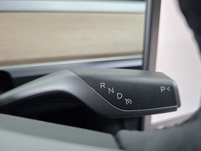 صورة مصغرة 13 لـ 2022 Tesla MODEL Y