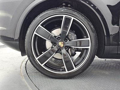 2022 Porsche CAYENNE 照片 6