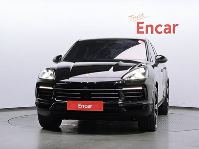 2022 Porsche CAYENNE 照片 2