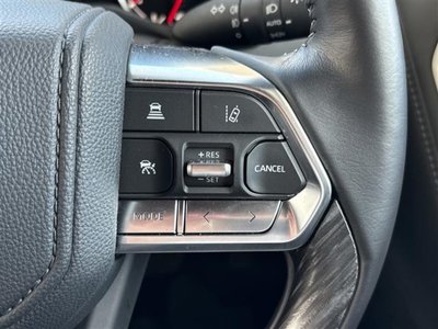 TOYOTA LAND CRUISER 300 - 7