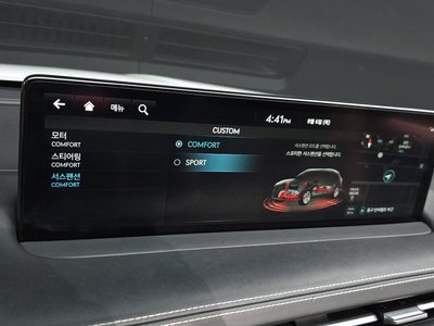 صورة مصغرة 30 لـ 2022 Genesis ELECTRIFIED GV70
