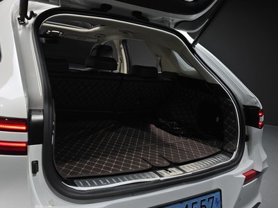 صورة مصغرة 27 لـ 2022 Genesis ELECTRIFIED GV70