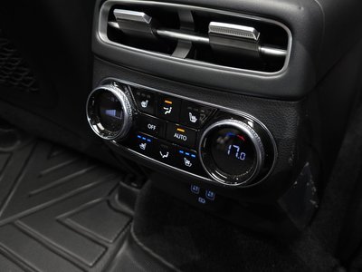 صورة مصغرة 24 لـ 2022 Genesis ELECTRIFIED GV70