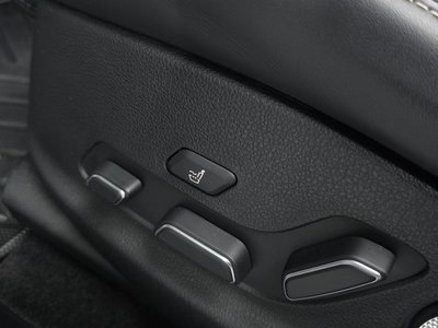 صورة مصغرة 31 لـ 2022 Genesis ELECTRIFIED GV70