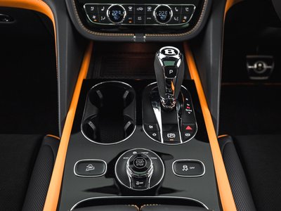صورة مصغرة 14 لـ 2025 Bentley BENTAYGA