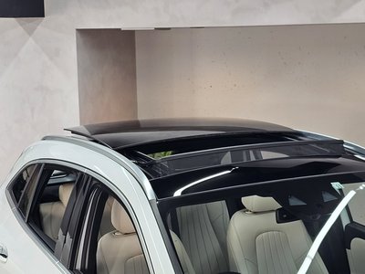 MERCEDES-BENZ GLA - 2