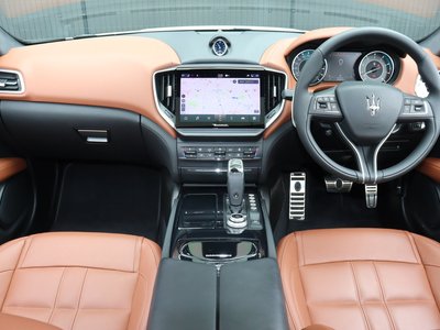 صورة 3 لـ 2022 Maserati GHIBLI