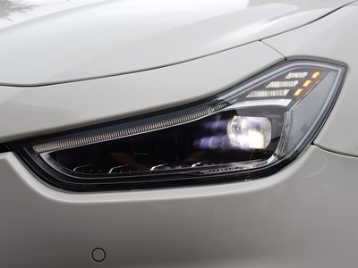 صورة 10 لـ 2022 Maserati GHIBLI