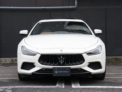 صورة 8 لـ 2022 Maserati GHIBLI