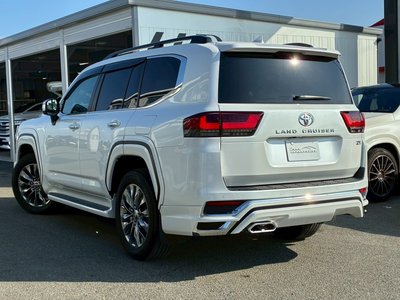 صورة مصغرة 50 لـ 2023 Toyota LAND CRUISER 300
