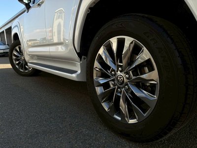 صورة مصغرة 61 لـ 2023 Toyota LAND CRUISER 300