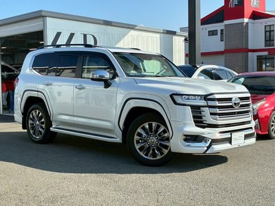 TOYOTA LAND CRUISER 300 - 9