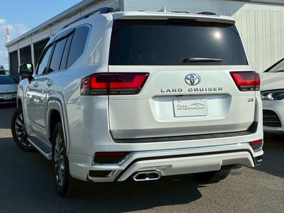 صورة مصغرة 52 لـ 2023 Toyota LAND CRUISER 300