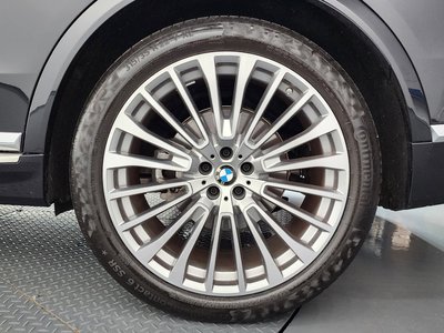 BMW X7 - 8