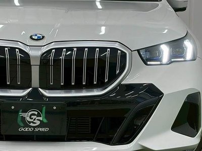 2024 BMW 5 SERIES SEDAN 缩略图 18