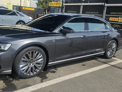AUDI A8 - 5