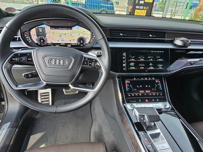 AUDI A8 - 4