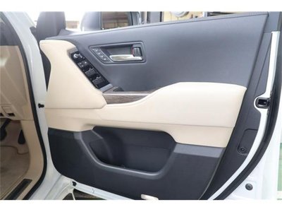 2022 Toyota LAND CRUISER 300 — миниатюра 25