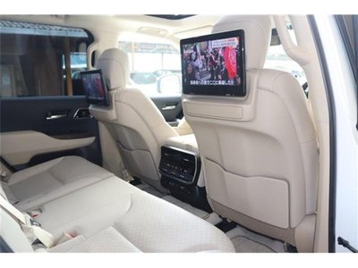 2022 Toyota LAND CRUISER 300 — миниатюра 15