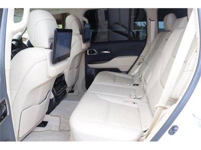 2022 Toyota LAND CRUISER 300 — миниатюра 13