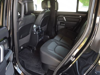 صورة مصغرة 36 لـ 2023 LAND Rover DEFENDER