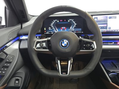 صورة مصغرة 20 لـ 2024 BMW 5 SERIES