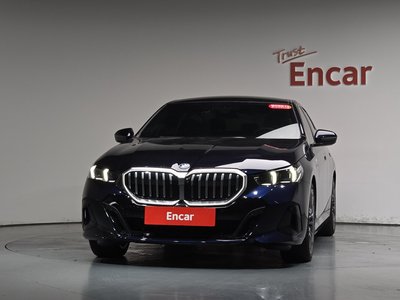 2024 BMW 5 SERIES 照片 3