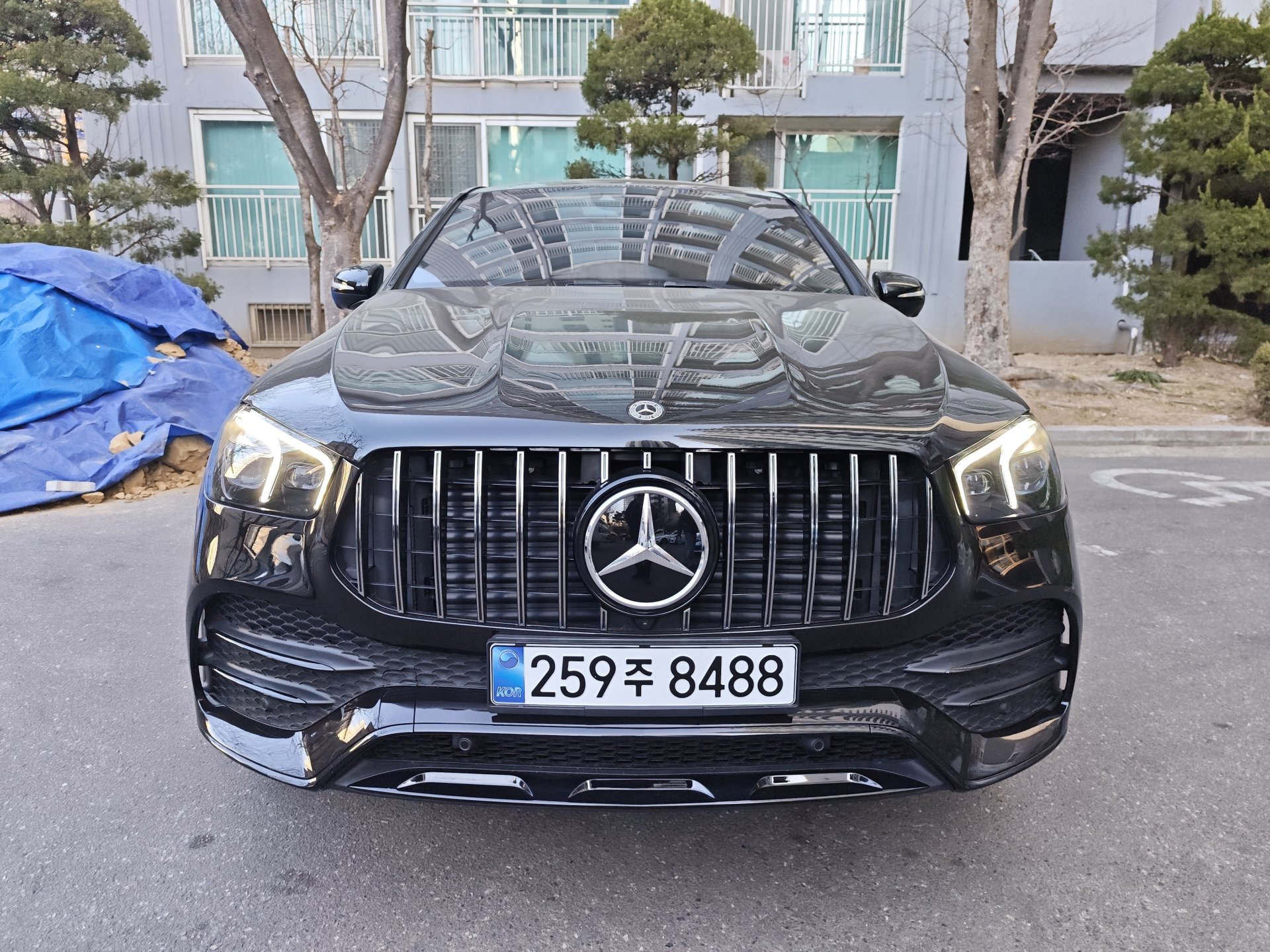 MERCEDES-BENZ GLE - View 1