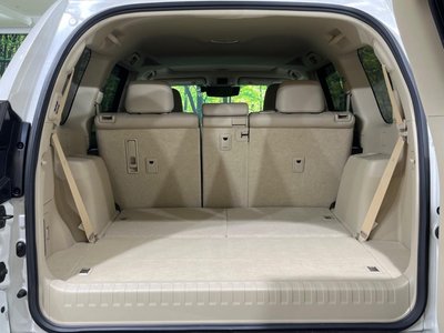 TOYOTA LAND CRUISER PRADO - 10