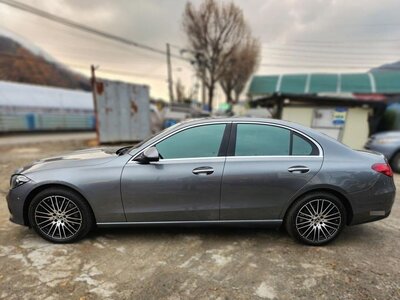 MERCEDES-BENZ C-CLASS