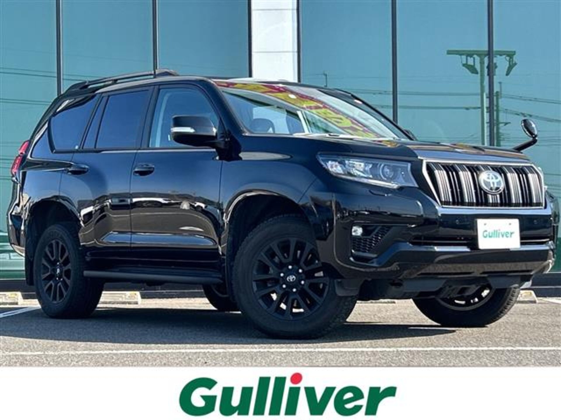 TOYOTA LAND CRUISER PRADO - View 1