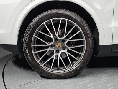 صورة 6 لـ 2020 Porsche CAYENNE