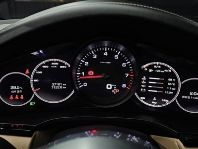 صورة مصغرة 11 لـ 2020 Porsche CAYENNE