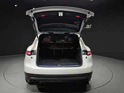 صورة مصغرة 31 لـ 2020 Porsche CAYENNE