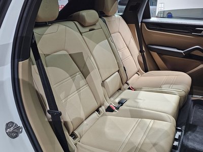 صورة مصغرة 17 لـ 2020 Porsche CAYENNE