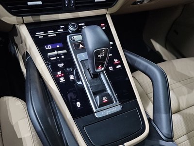 صورة مصغرة 12 لـ 2020 Porsche CAYENNE