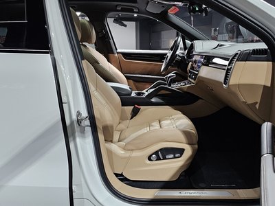 صورة مصغرة 18 لـ 2020 Porsche CAYENNE