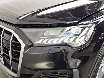 AUDI Q7 - 9