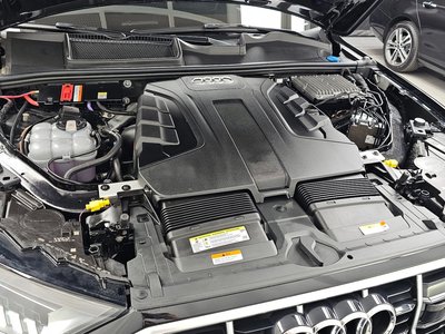 AUDI Q7 - 7
