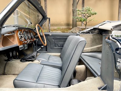 ASTON MARTIN DB2/4 MK1 - 10