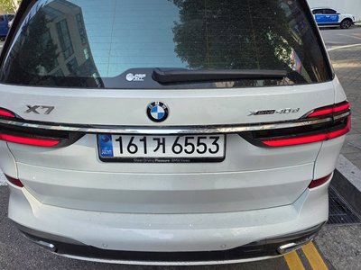 BMW X7 - 7