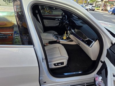 BMW X7 - 9