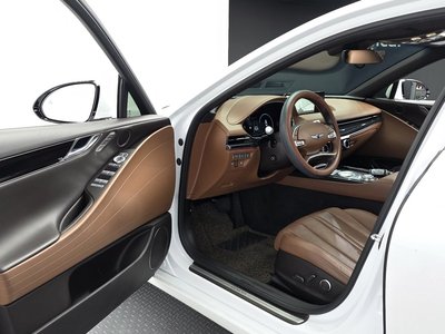 GENESIS G80 (RG3) - 10